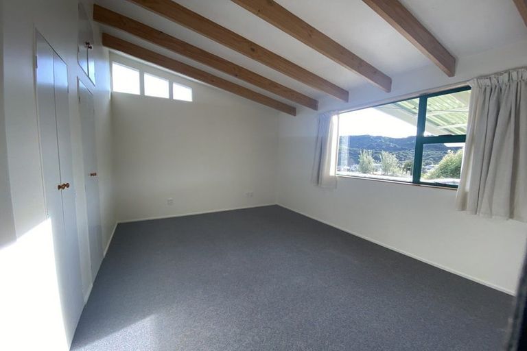 Photo of property in 16 Leicester Street, Picton, 7220