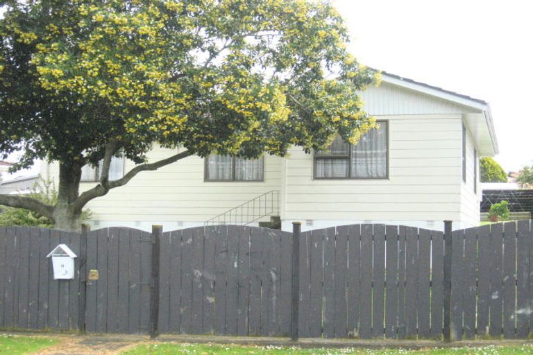 Photo of property in 14 Hoturoa Place, Manurewa, Auckland, 2102
