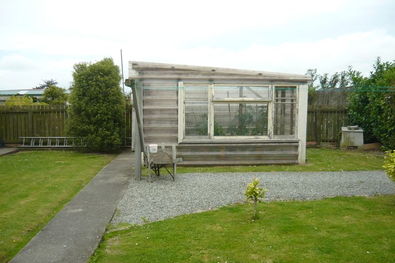 Photo of property in 42 Parsonage Road, Waimate, 7924