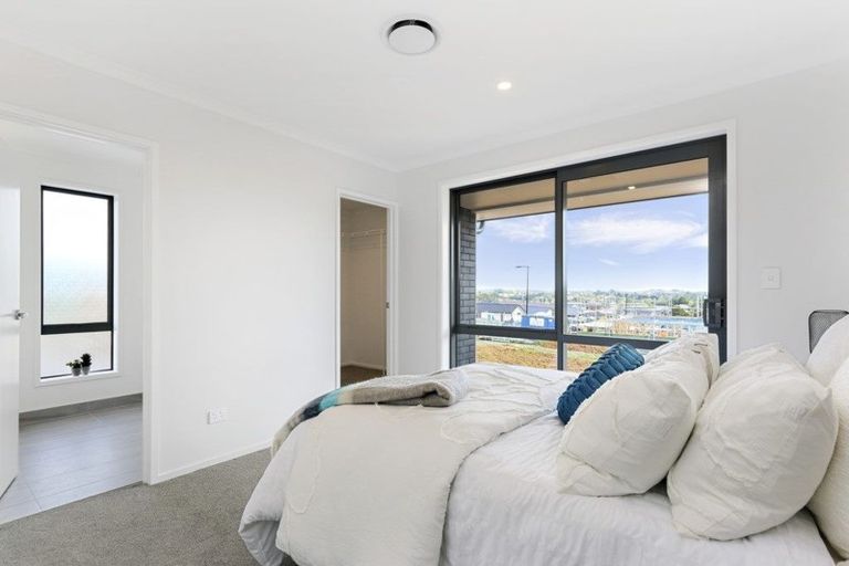 Photo of property in 128 Lisle Farm Drive, Pukekohe, 2120