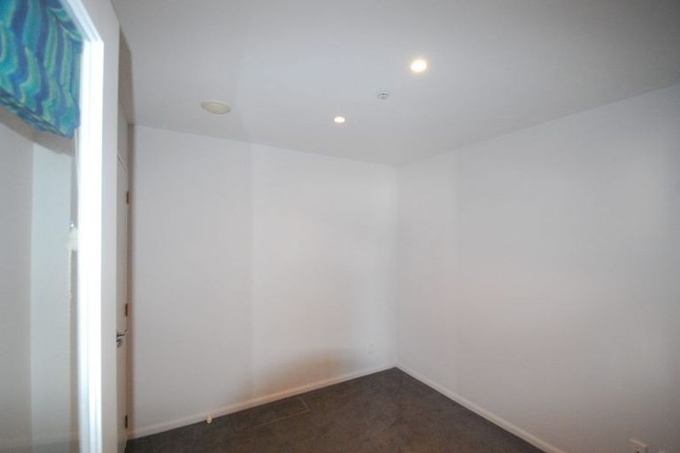 Photo of property in 6d/5 Kent Terrace, Mount Victoria, Wellington, 6011