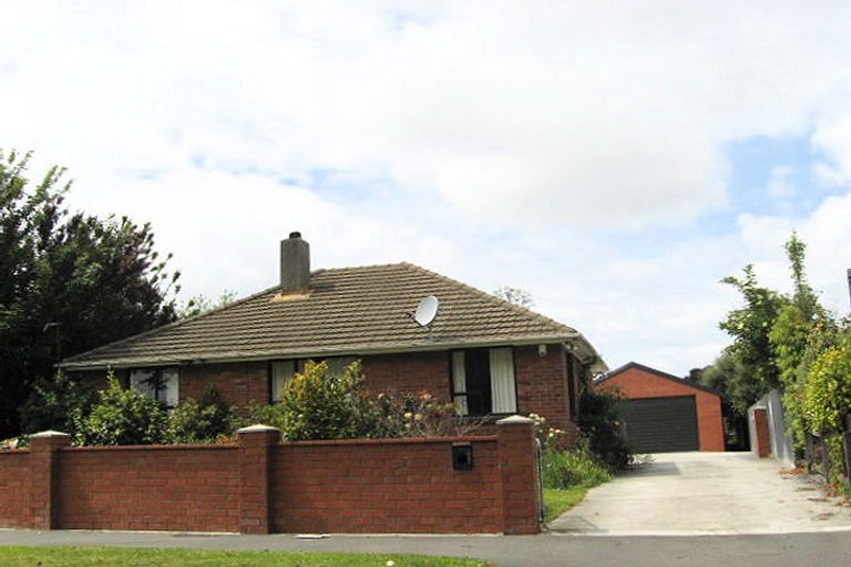 Photo of property in 187 Aorangi Road, Bryndwr, Christchurch, 8053
