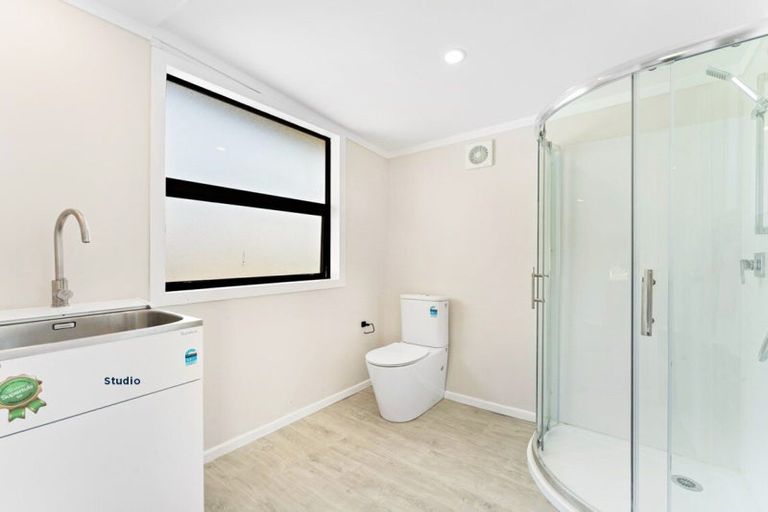 Photo of property in 65 Annett Road, Kumeu, 0891