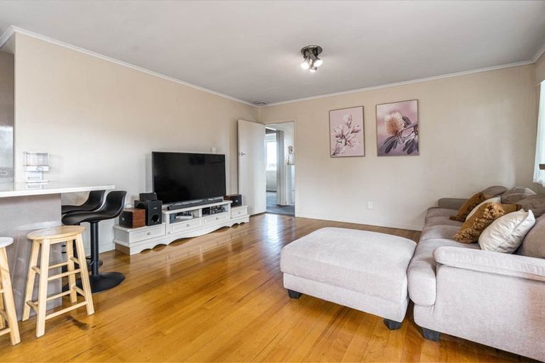 Photo of property in 1/29 Raines Avenue, Forrest Hill, Auckland, 0620