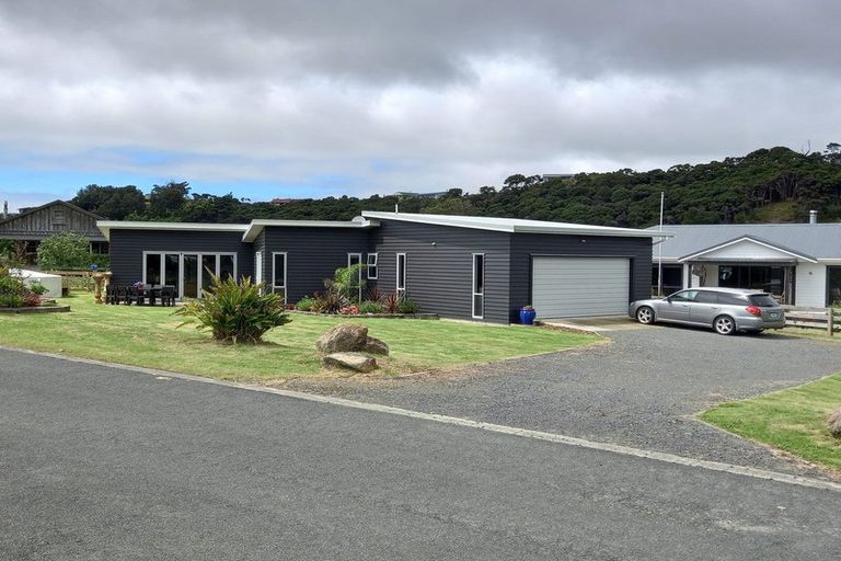 Photo of property in 2 Beachcomber Road, Mangawhai Heads, Mangawhai, 0505