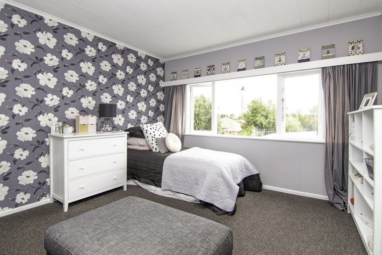 Photo of property in 57 Limbrick Street, Terrace End, Palmerston North, 4410