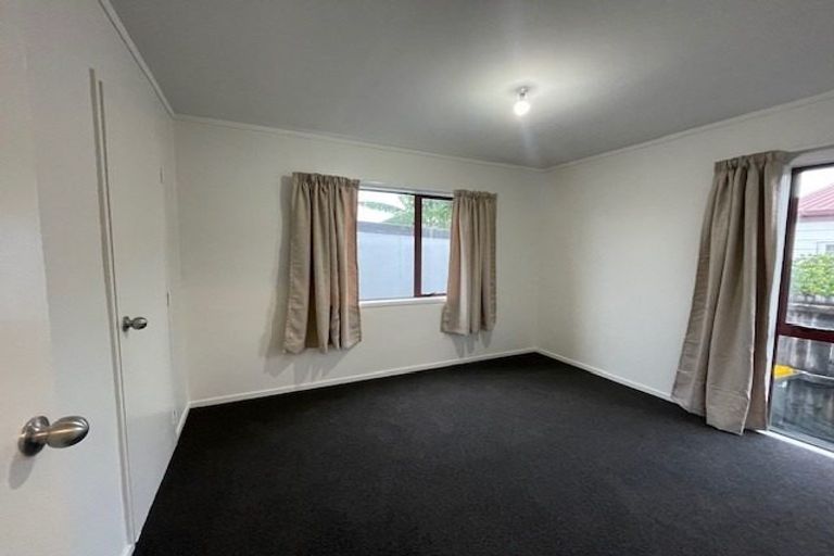 Photo of property in 1/21 Solveig Place, Randwick Park, Auckland, 2105
