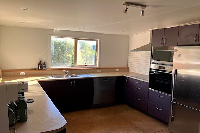 Photo of property in 24 Carnmore Place, Torbay, Auckland, 0630