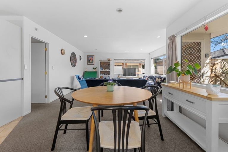 Photo of property in 2/454 Hibiscus Coast Highway, Orewa, 0931