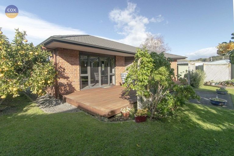 Photo of property in 7 Thode Place, Greenmeadows, Napier, 4112