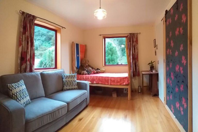 Photo of property in 69 Matenga Road, Ligar Bay, Takaka, 7183