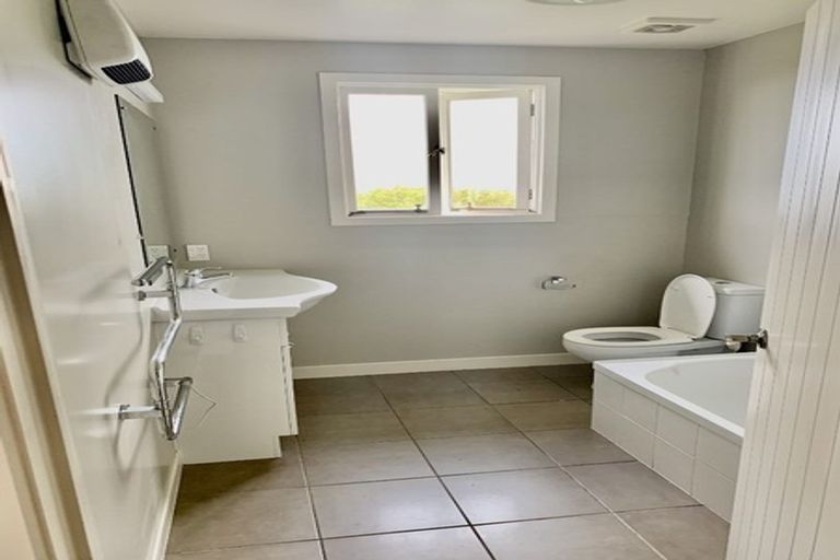 Photo of property in 39 Mooltan Street, Halfway Bush, Dunedin, 9010