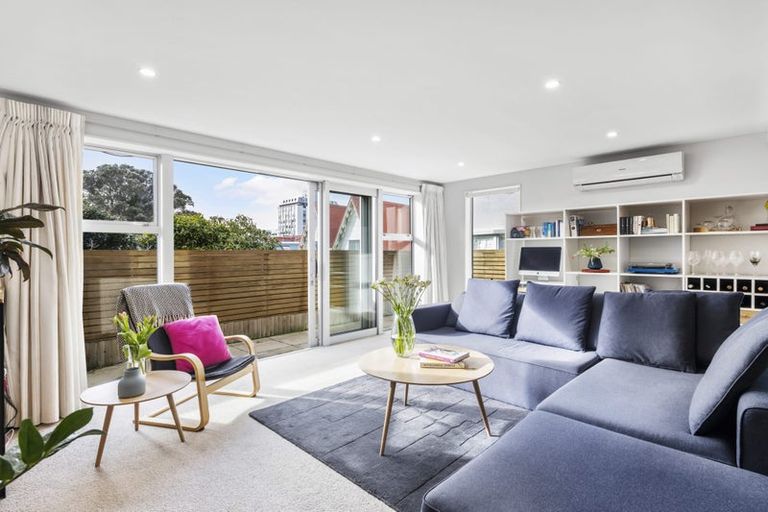 Photo of property in 321c The Terrace, Te Aro, Wellington, 6011