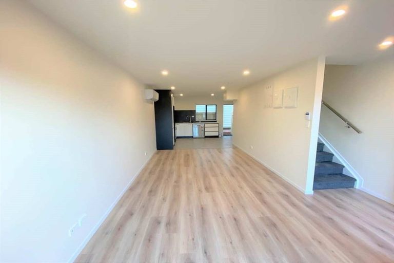 Photo of property in 3/10 Rimu Street, New Lynn, Auckland, 0600