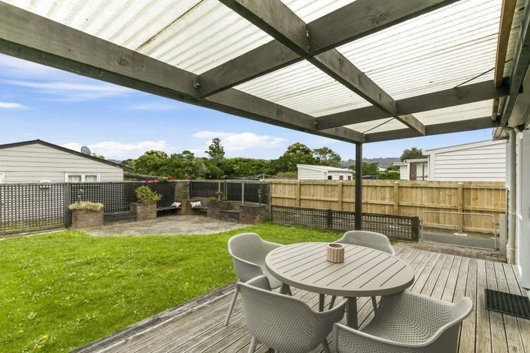 Photo of property in 11 Baldwin Street, Moera, Lower Hutt, 5010