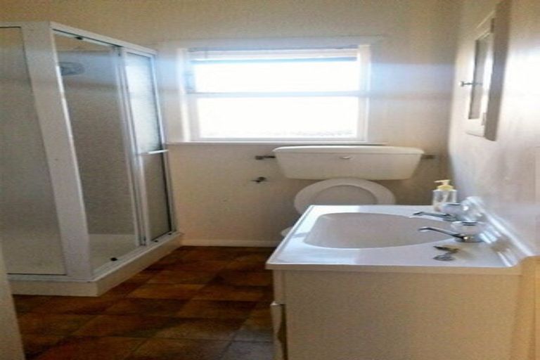 Photo of property in 60 Gibbons Street, Ebdentown, Upper Hutt, 5018