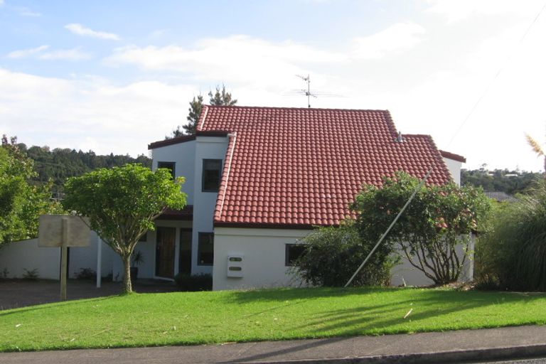 Photo of property in 27 Radiata Lane, Chatswood, Auckland, 0626