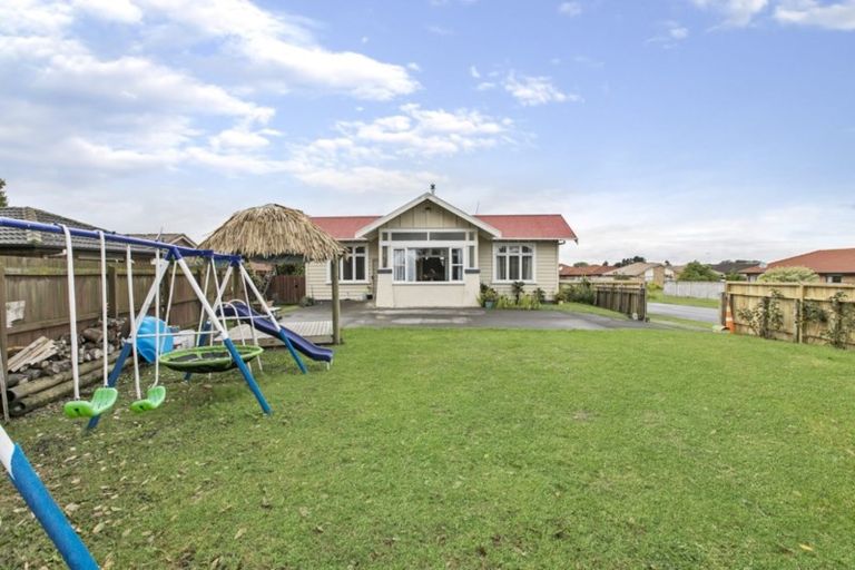 Photo of property in 135 Mountain Road, Mangere Bridge, Auckland, 2022