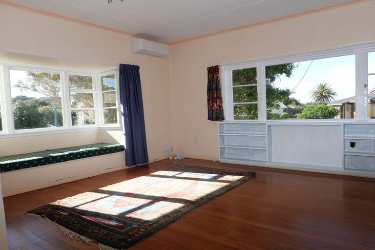 Photo of property in 4 Mckay Street, Paraparaumu Beach, Paraparaumu, 5032