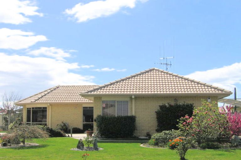 Photo of property in 25 Lavender Place, Papamoa Beach, Papamoa, 3118