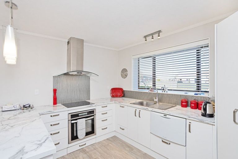 Photo of property in 44 Newcastle Street, Windsor, Invercargill, 9810