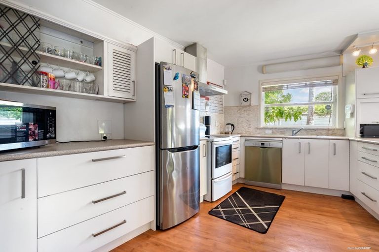 Photo of property in 57 Linwood Avenue, Mount Albert, Auckland, 1025