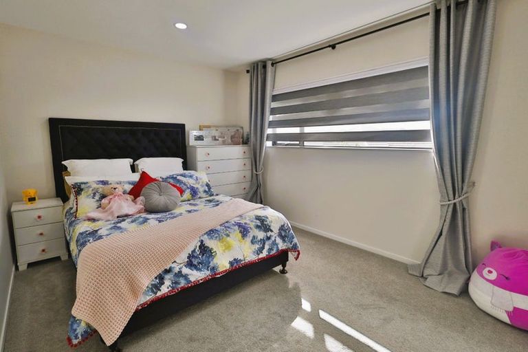 Photo of property in 16 Francesco Drive, Karaka, Papakura, 2113