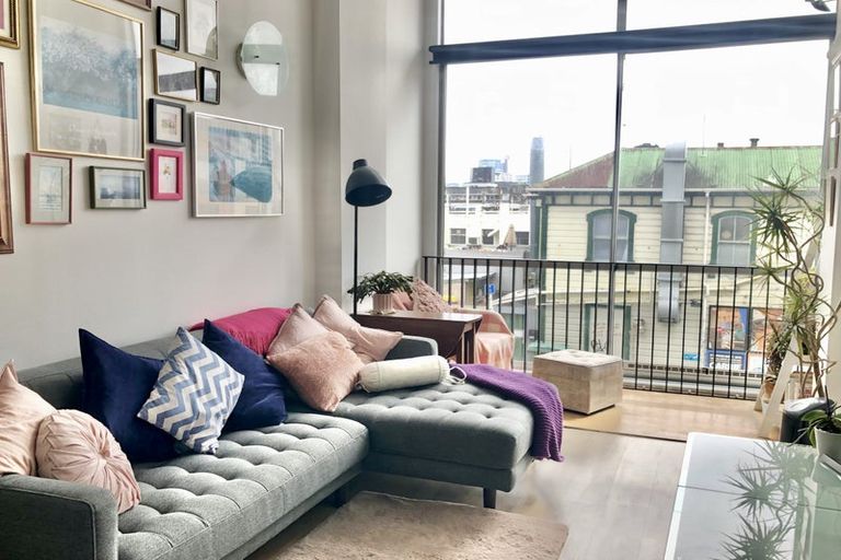 Photo of property in Qba Apartments, 1j/51 Webb Street, Mount Cook, Wellington, 6011