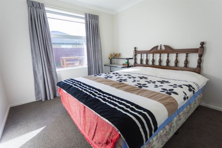 Photo of property in 27 Bradbury Avenue, Rolleston, 7614