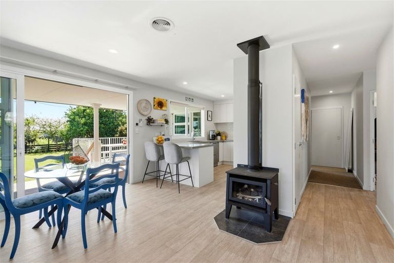 Photo of property in 72 Old Mill Road, Brooklyn, Motueka, 7198