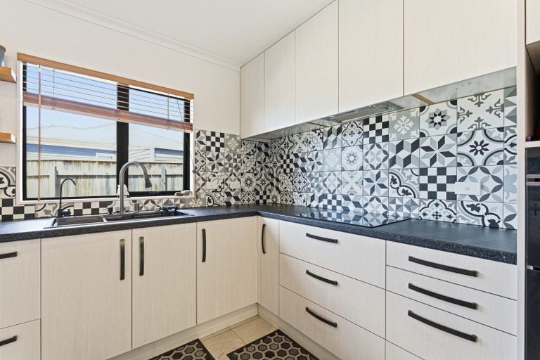 Photo of property in 74a Gonville Avenue, Gonville, Whanganui, 4501