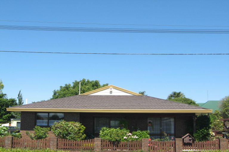 Photo of property in 21 Selwyn Street, Somerfield, Christchurch, 8024