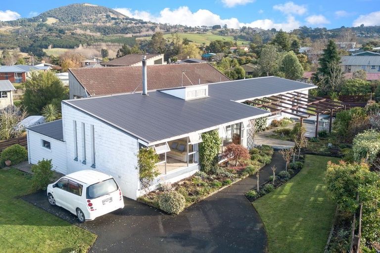 Photo of property in 8 Estuary Crescent, Fairfield, Dunedin, 9018