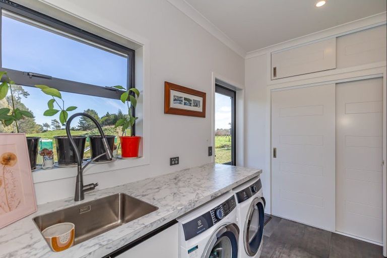 Photo of property in 947 Koputaroa Road, Koputaroa, Levin, 5575