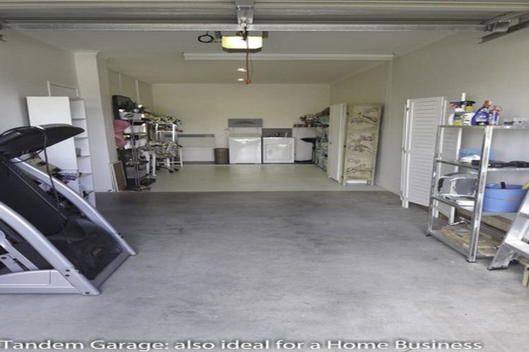 Photo of property in 11 Boardwalk Rise, Long Bay, Auckland, 0630