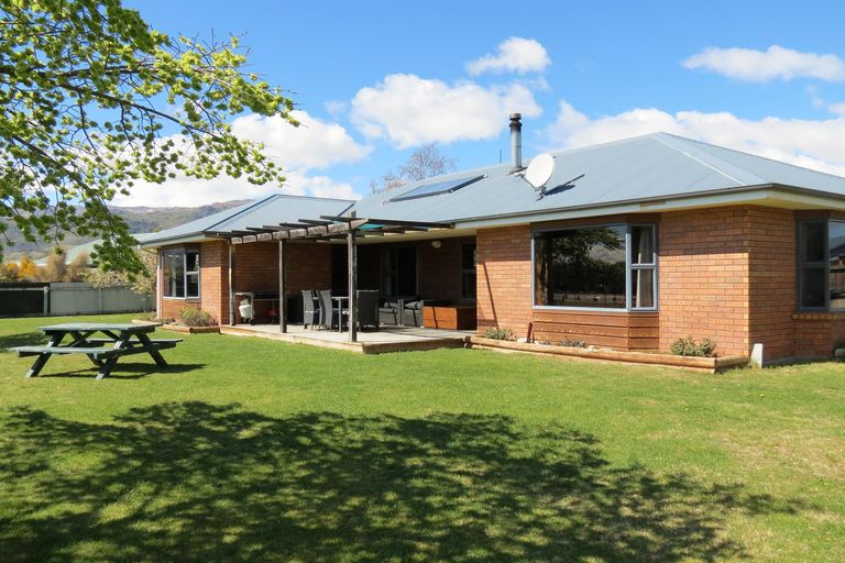 Photo of property in 164 Waenga Drive, Cromwell, 9310