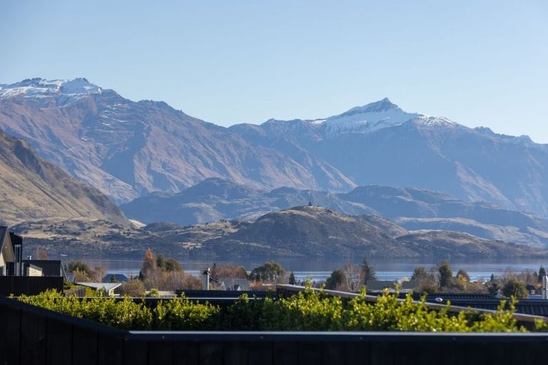 Photo of property in 71 Farrant Drive, Wanaka, 9305