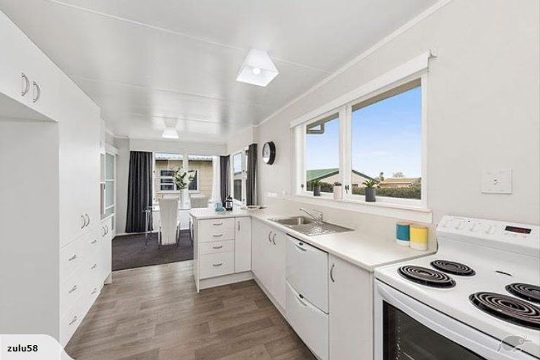 Photo of property in 463 Kahikatea Drive, Dinsdale, Hamilton, 3204