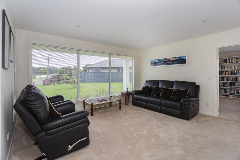 Photo of property in 3a Weston Road, Holmes Hill, Oamaru, 9401