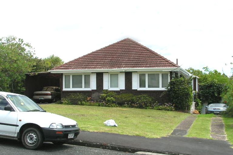 Photo of property in 2/17 Norman Road, Hauraki, Auckland, 0622