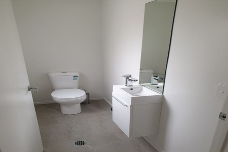 Photo of property in 2/22 Thomson Avenue, Dinsdale, Hamilton, 3204