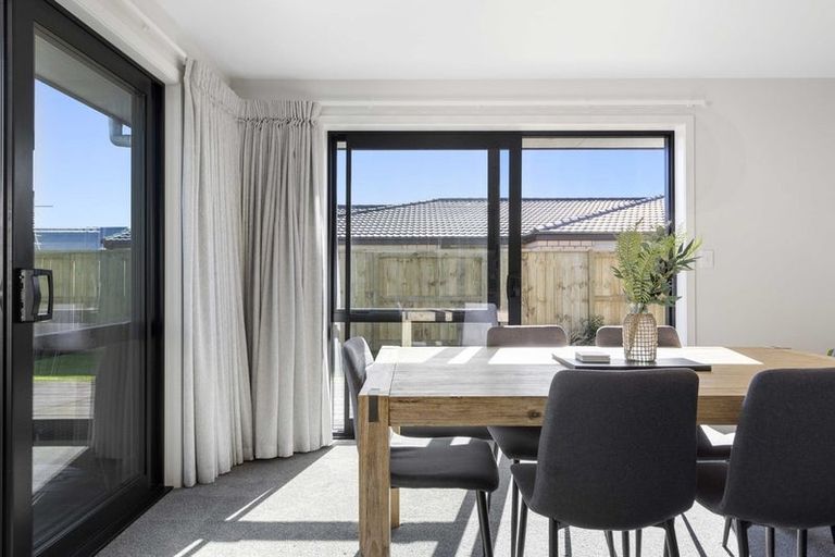 Photo of property in 27 Lockerbie Street, Morrinsville, 3300