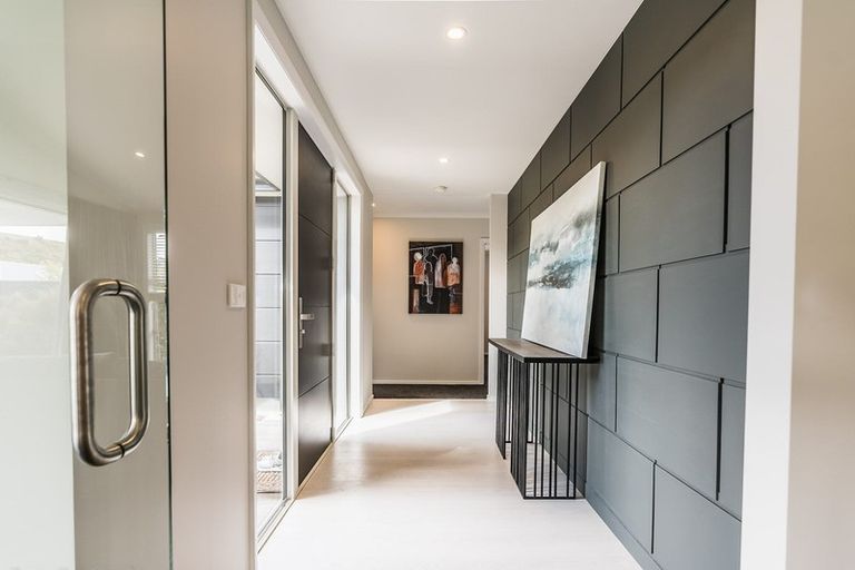 Photo of property in 12 Banbury Terrace, Lower Shotover, Queenstown, 9304