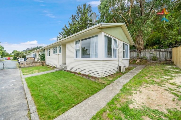 Photo of property in 10d Bull Avenue, Wainuiomata, Lower Hutt, 5014