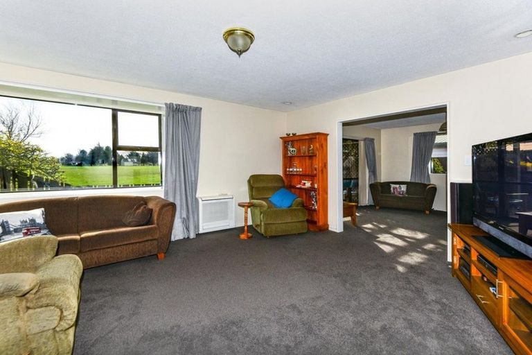 Photo of property in 2/19 Arkwright Place, Halswell, Christchurch, 8025