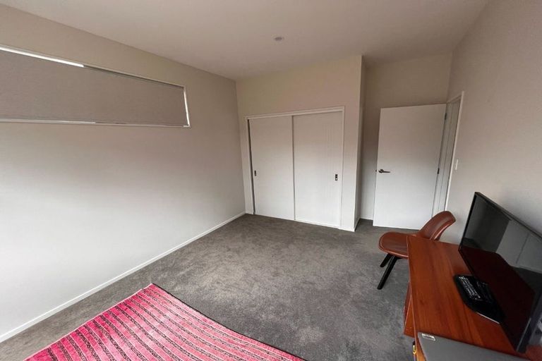 Photo of property in 8 Celestial Crescent, Orewa, 0931