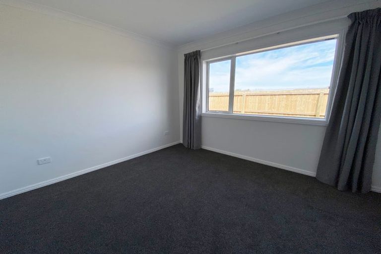 Photo of property in 41 Mcquillan Avenue, Woodend, 7610