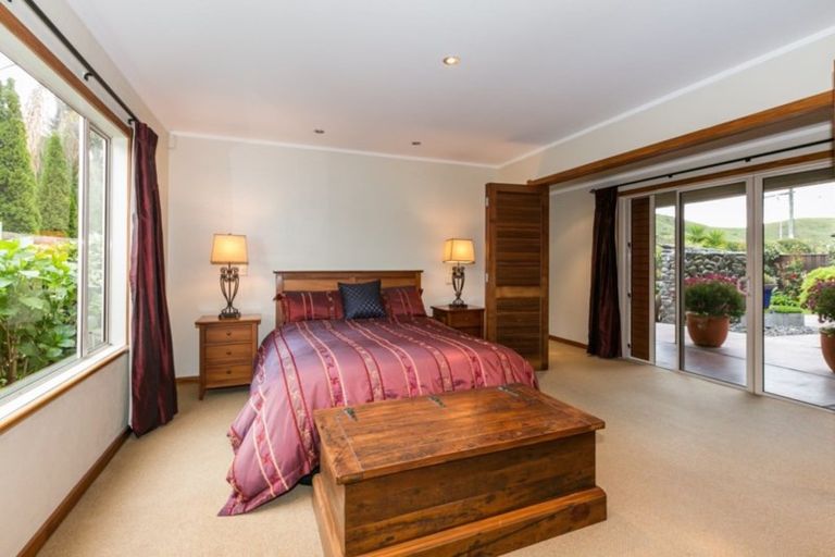 Photo of property in 305 Church Road, Greenmeadows, Napier, 4112