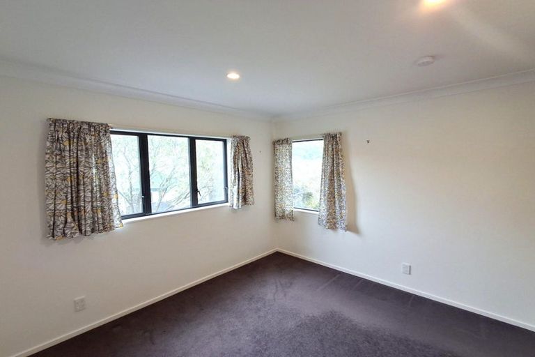 Photo of property in 7 Ridley Green, Churton Park, Wellington, 6037
