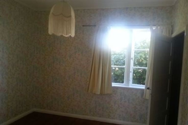 Photo of property in 14 Melvill Grove, Waterloo, Lower Hutt, 5011